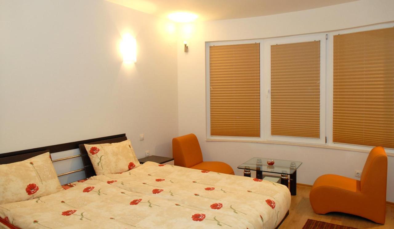 Hotel Avis 3*